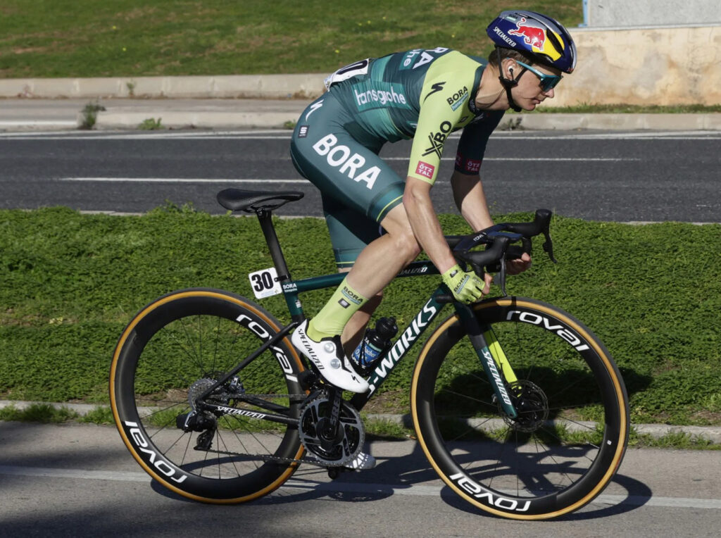 Red Bull donne des ailes à BORA-Hansgrohe ! Pourquoi sponsoriser Pro ...